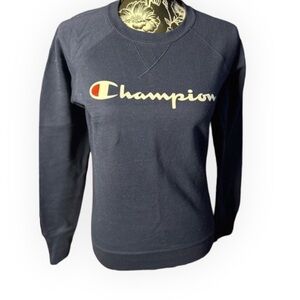 Champion Women extra small Powerblend Graphic
Fleece Pullover Hoodie
